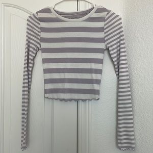 Women’s long sleeve striped t-shirt